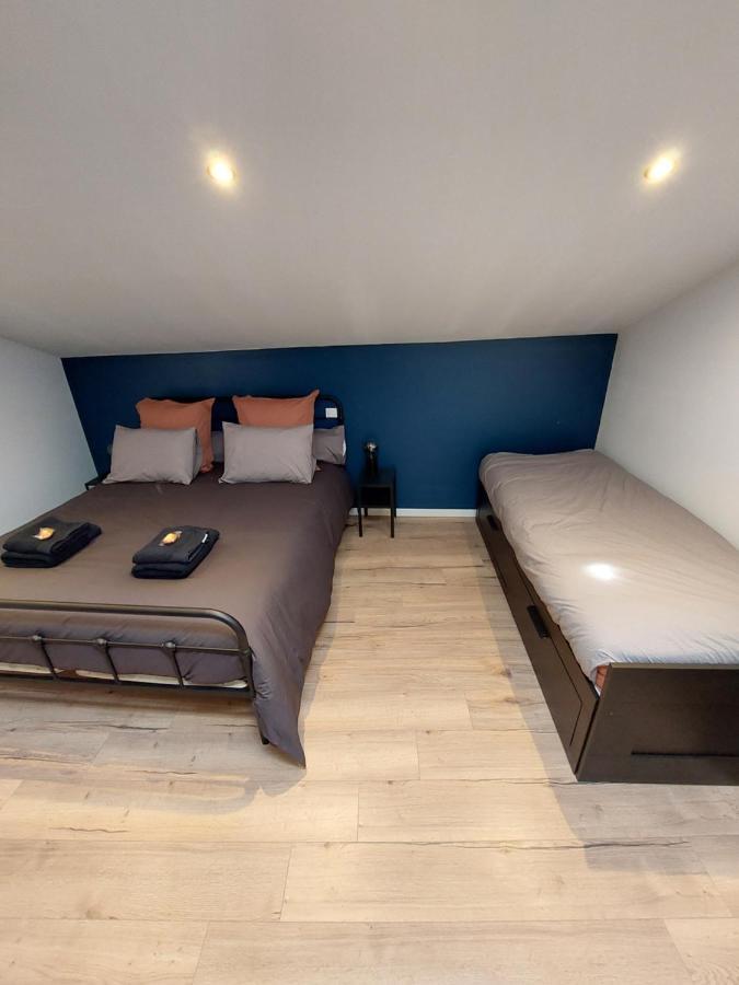 Emilie Une Nuit - 3 Chambres Au 2E Etage - Maison Avec Chats Vandieres  외부 사진